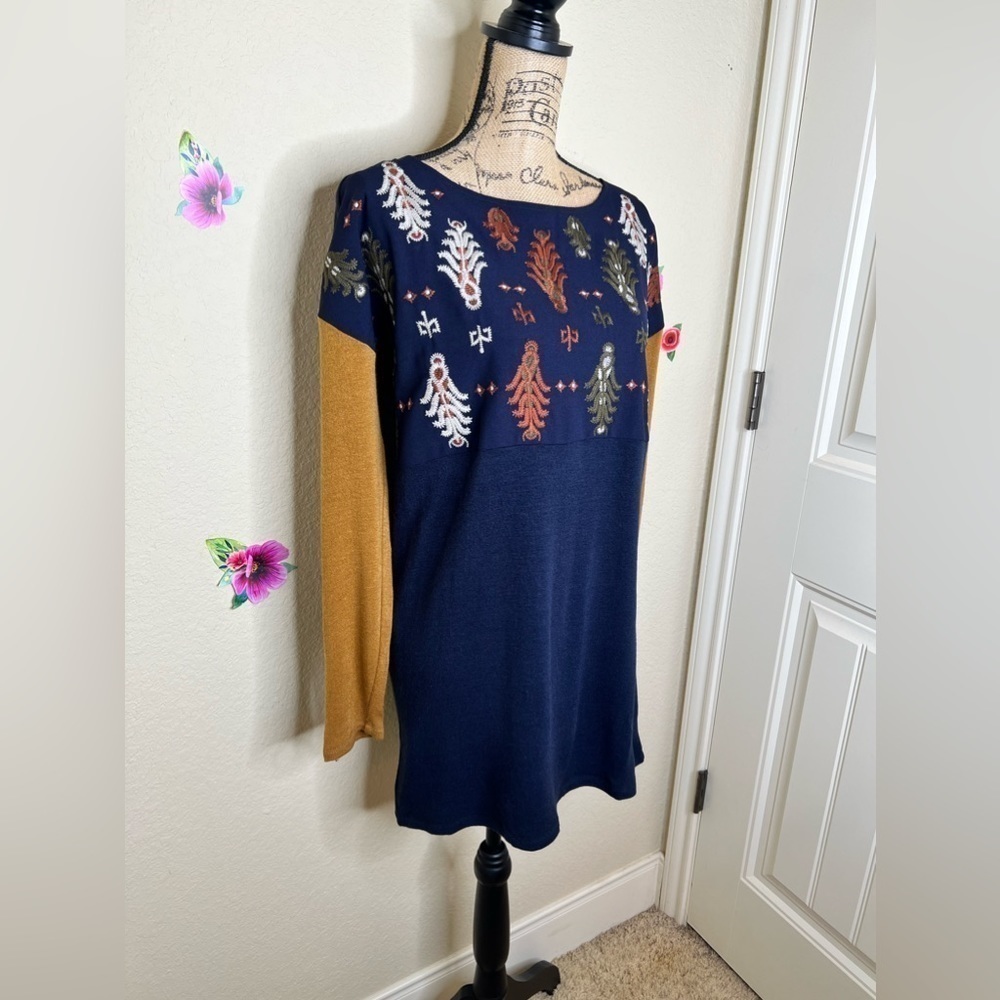 THML Embroidered Sweater Navy & Gold Long Sleeve Tunic Dress Size M - Picture 5 of 13